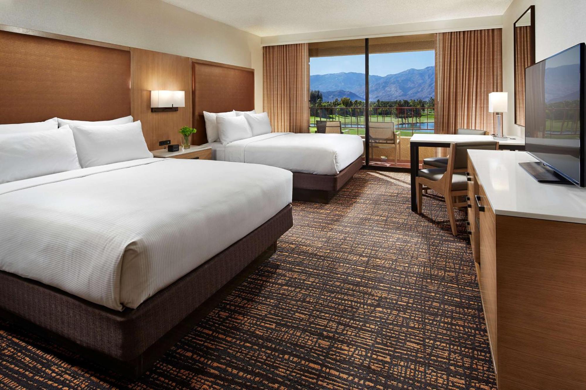 Queen Room with Two Queen Beds,1552168477:JPEG
